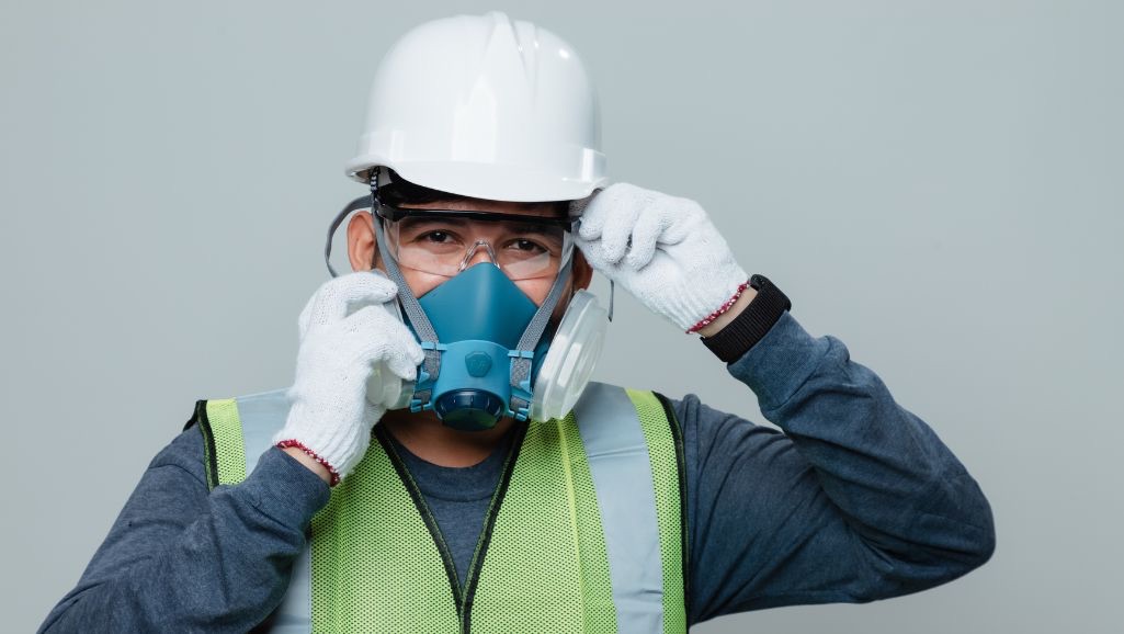 Use Respiratory Protection to help save on Contractor Insurance in Philadelphia, Reading, Lancaster, Pittsburgh, Harrisburg, Erie, and all across Pennsylvania.