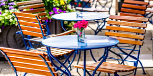 Outdoor dining tips to help restaurants saver on insurance in Philadelphia, Berks County, Pittsburgh, Erie, Harrisburg, PA and far beyond.